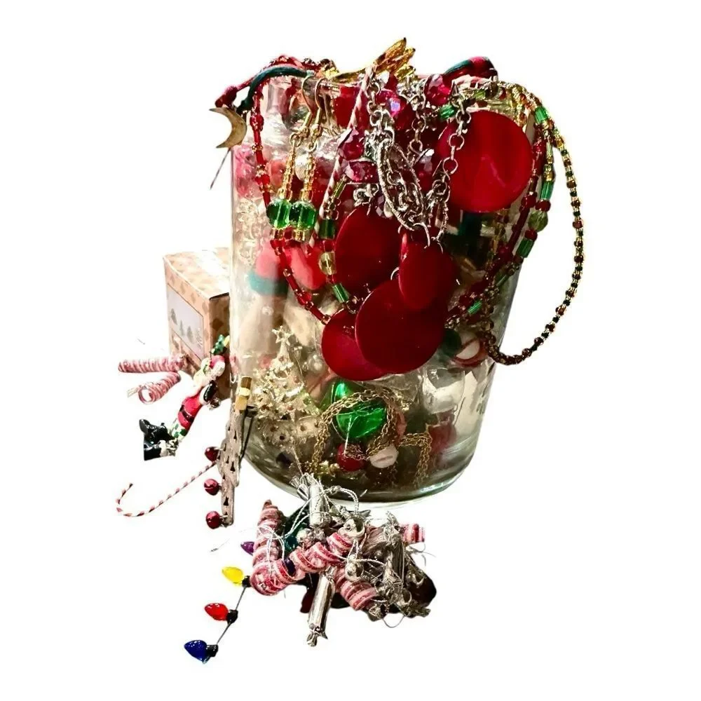 Estate Jewlery Jar of surprised Festive Christmas Jewelry and more - Picture 5 of 9